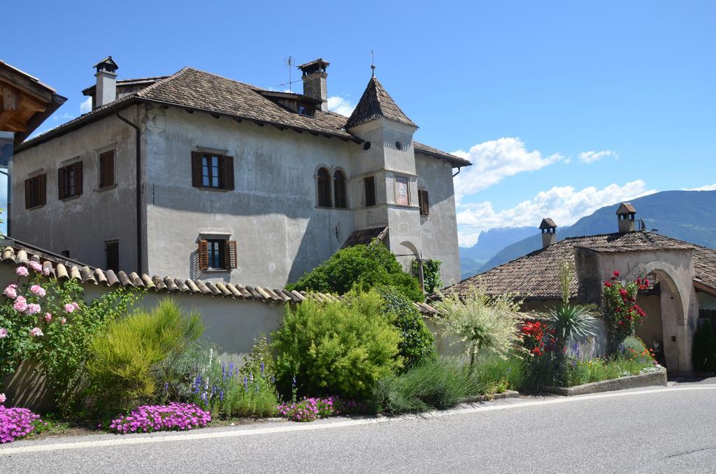 Appartamento Ansitz Weissenheim Appiano Sulla Strada Del Vino Camera foto